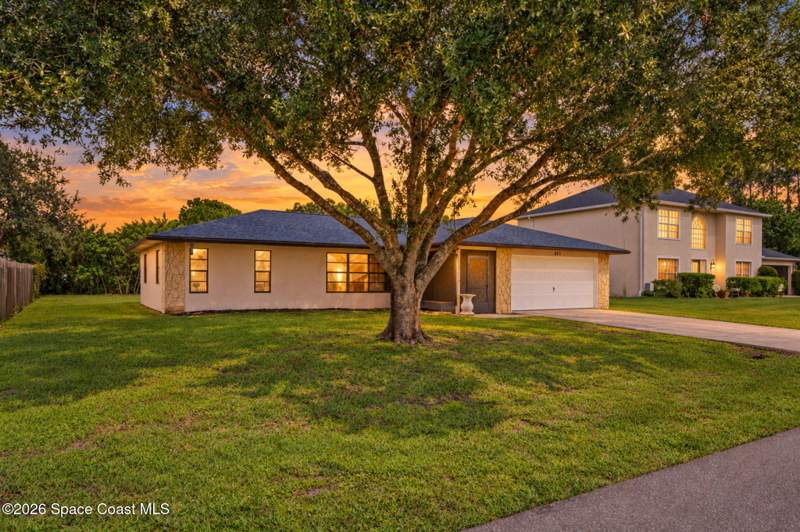 3 bedroom Single Family Residence at 855 Altamira Street, Port Malabar Unit 14, Palm Bay — photo 4