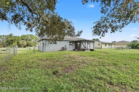 942 NW Sorrel Street, Palm Bay FL - photo 18 of 19