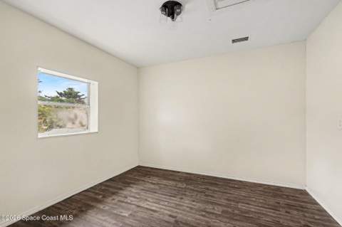 942 NW Sorrel Street, Palm Bay FL - photo 15 of 19