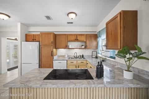 3220 Citrus Court, Titusville FL - photo 10 of 39