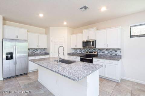 629 Old Country Rd, Palm Bay FL - photo 14 of 41