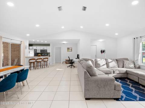 585 Boxthorn Avenue, Palm Bay FL - photo 9 of 44