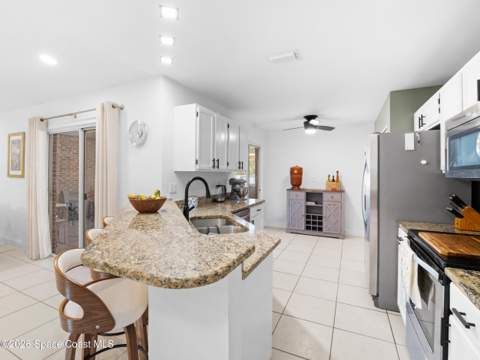 585 Boxthorn Avenue, Palm Bay FL - photo 16 of 44