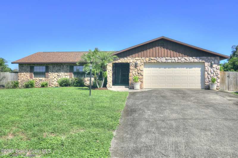 3 bedroom Single Family Residence at 2297 Granville Street, Port Malabar Country Club Unit 6, Palm Bay — photo 1