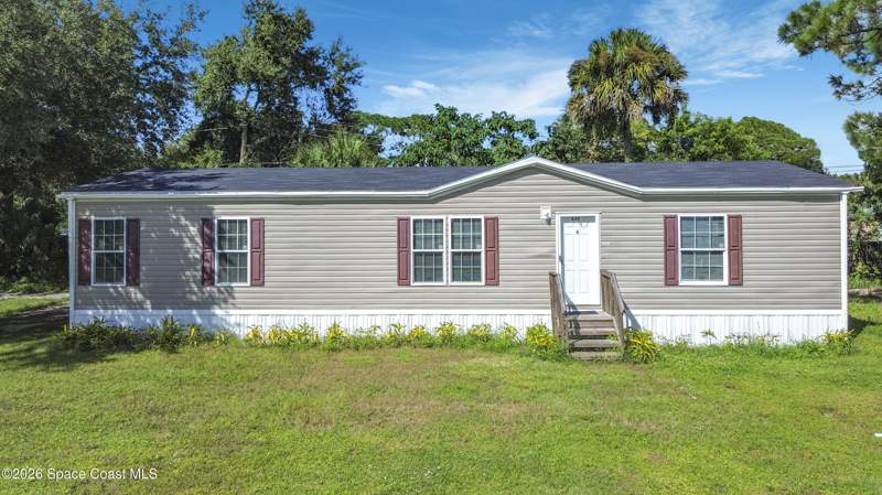 3 bedroom Manufactured Home at 330 Ronald Street, Hardeeville, Cocoa — photo 2