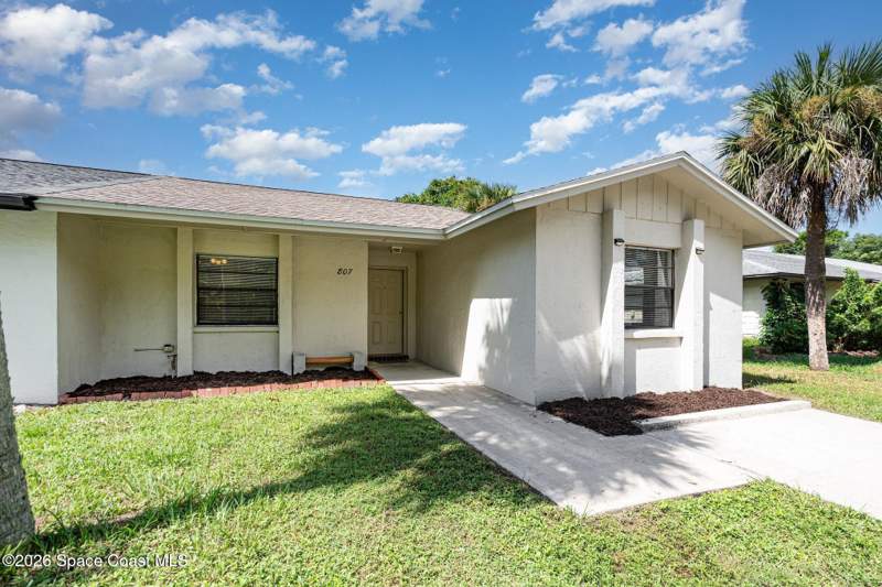 2 bedroom Single Family Residence at 807 Poinciana Street, Parkway Gardens Unit 1, Rockledge — photo 2