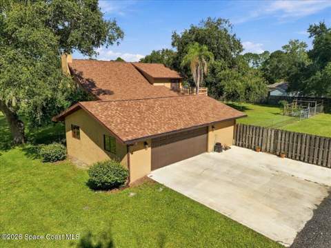 3705 Quail Haven Drive, Mims FL - photo 11 of 70