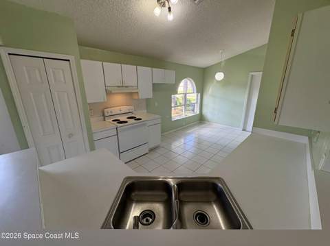 670 Americana Boulevard, Palm Bay FL - photo 8 of 45