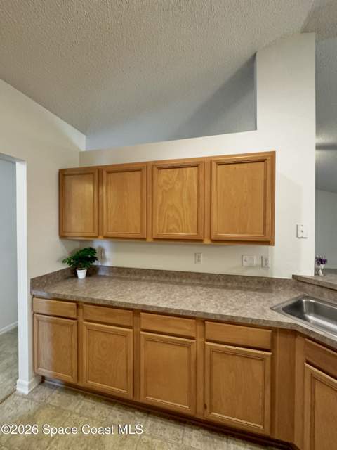 209 Krassner Drive, Palm Bay FL - photo 8 of 27