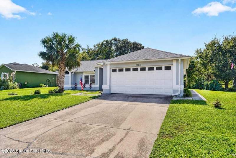 3 bedroom Single Family Residence at 1965 Sun Valley Street, Sun Valley Subd, Titusville — photo 2