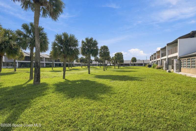 2 bedroom Townhouse at 720 Palm Springs Circle, The Gardens of Indian Harbour Beach, Indian Harbour Beach — photo 4
