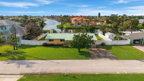 6 Venetian Way #B, Indian Harbour Beach FL - photo 7 of 21