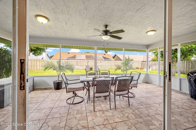 3 bedroom Single Family Residence at 1947 Glen Meadows Circle, Croton Meadows, Melbourne — photo 3