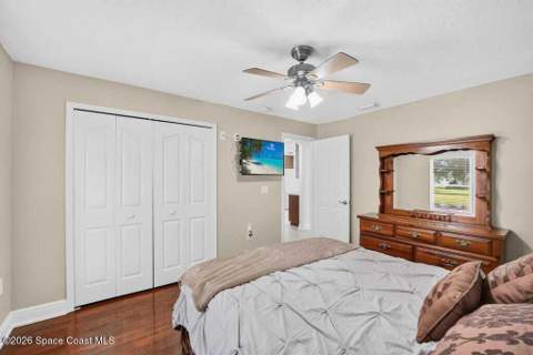 941 SE Gardenbrook Court, Palm Bay FL - photo 9 of 68