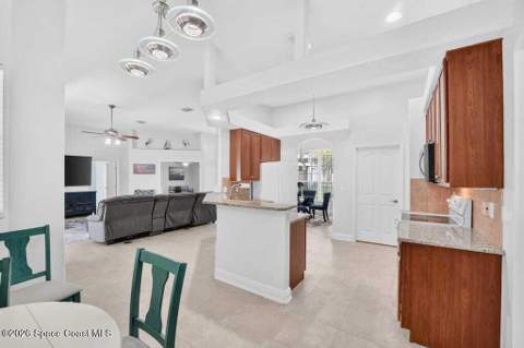 941 SE Gardenbrook Court, Palm Bay FL - photo 15 of 68