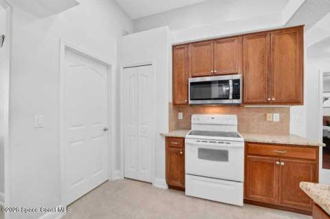 941 SE Gardenbrook Court, Palm Bay FL - photo 24 of 68
