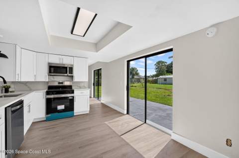 6395 Kingdom Avenue, Cocoa FL - photo 7 of 32