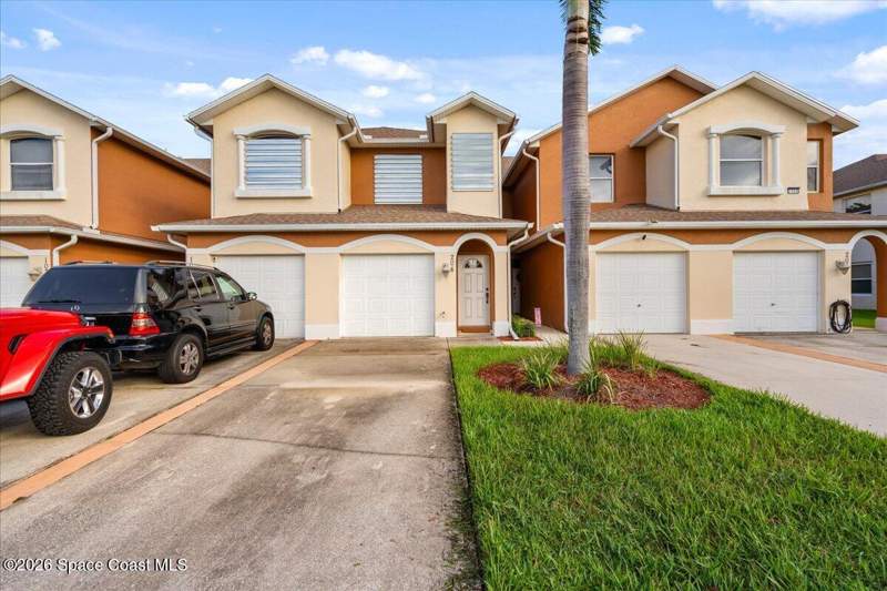 3 bedroom Condominium at 1050 Venetian Drive, Venetian Village Condo Ph II Thru Xiii, West Melbourne — photo 3