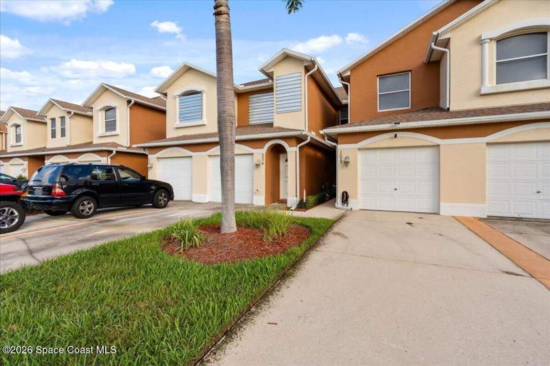 3 bedroom Condominium at 1050 Venetian Drive, Venetian Village Condo Ph II Thru Xiii, West Melbourne — photo 2