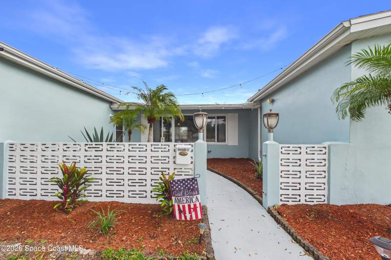 3 bedroom Single Family Residence at 1865 Ixora Drive, IXora Park Plat No 5, Melbourne — photo 5