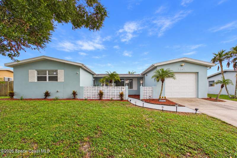 3 bedroom Single Family Residence at 1865 Ixora Drive, IXora Park Plat No 5, Melbourne — photo 3