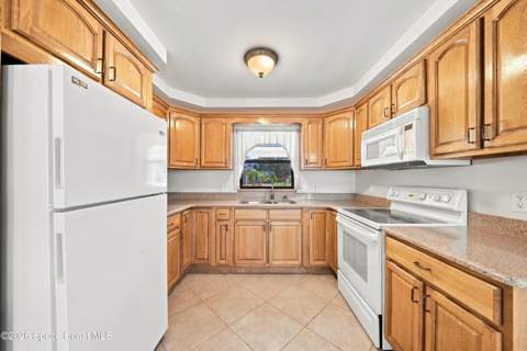 1428 Overlook Terrace, Titusville FL - photo 10 of 28