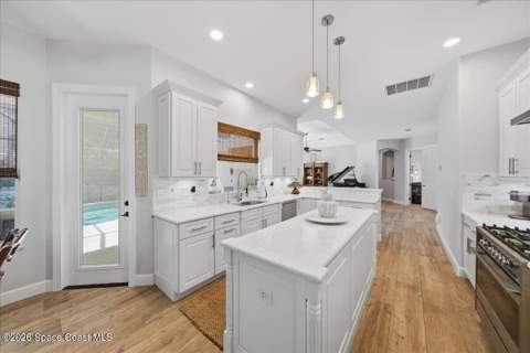 165 Mar-len Drive, Melbourne Beach FL - photo 10 of 59
