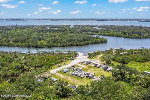 717 Spanish Moss Court, Melbourne Beach FL - photo 15 of 24