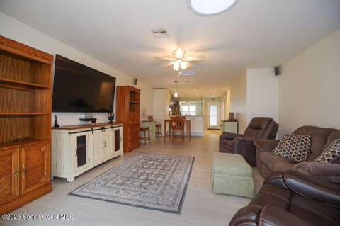 290 Paradise Boulevard #17, Indialantic FL - photo 15 of 34