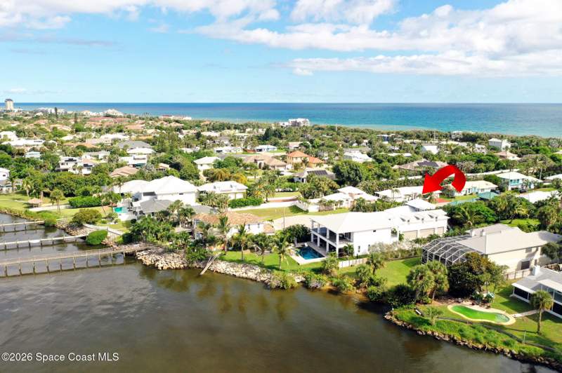 3 bedroom Single Family Residence at 185 Sandy Shoes Drive, Claytons Subd No 1, Melbourne Beach — photo 5