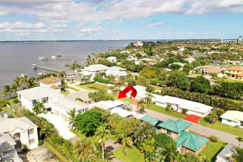 185 Sandy Shoes Drive, Melbourne Beach FL - photo 6 of 51