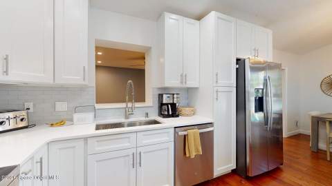 185 Sandy Shoes Drive, Melbourne Beach FL - photo 18 of 51
