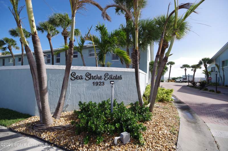 3 bedroom Condominium at 1923 Jimmy Buffett Memorial Highway #C-3, Ocean Dunes Subd, Indian Harbour Beach — photo 3