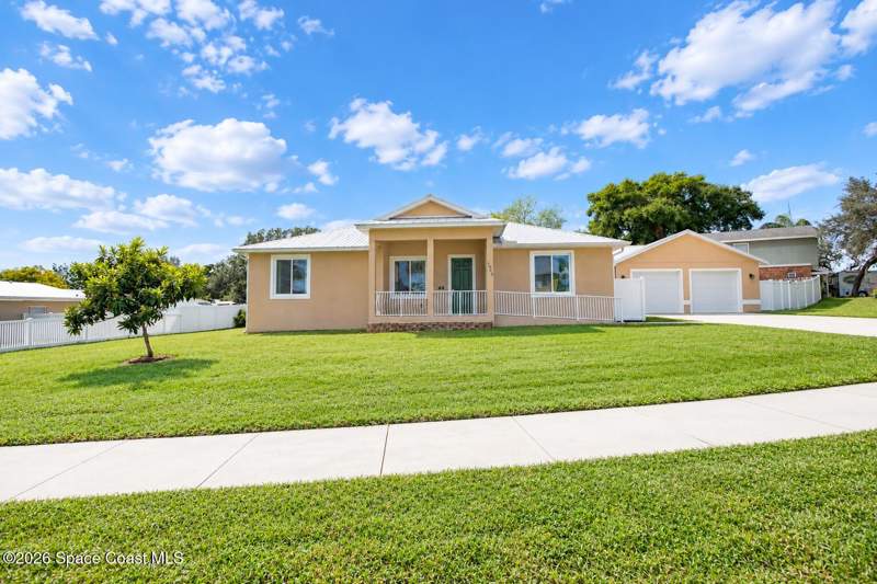 3 bedroom Single Family Residence at 1905 Manor Drive, Broadview Manor, Cocoa — photo 2