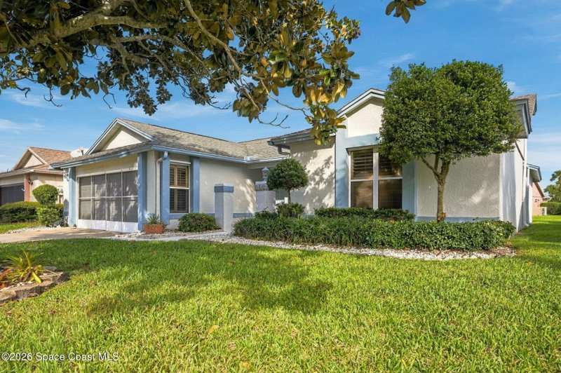 3 bedroom Single Family Residence at 409 Maple Bluff Circle, Country Walk at Suntree Stage 8 Tract 64 Pud, Melbourne — photo 1