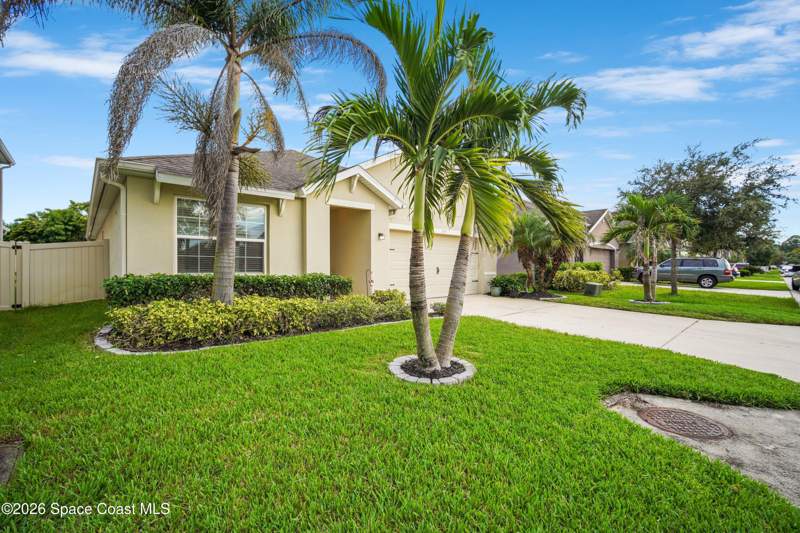 3 bedroom Single Family Residence at 155 Sutherland Drive, Falls of Palm Bay Pud, Palm Bay — photo 5