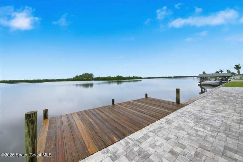 4 bedroom Single Family Residence at 415 Island Drive, Glen Isles Sec 3, Merritt Island — photo 1
