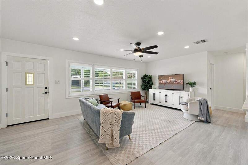 3 bedroom Single Family Residence at 446 Coral Drive, Loveridge Heights Subd, Melbourne — photo 3