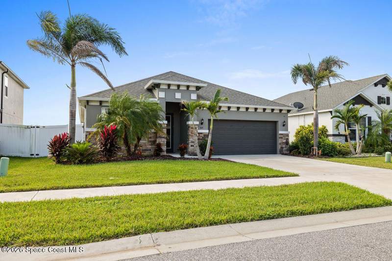 4 bedroom Single Family Residence at 947 Corbin Circle, Bayridge, Palm Bay — photo 3