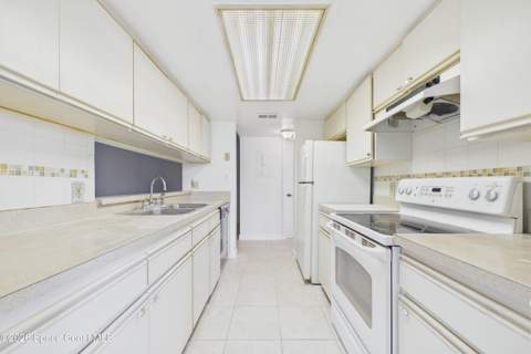 317 Seaport Boulevard #T114, Cape Canaveral FL - photo 13 of 60