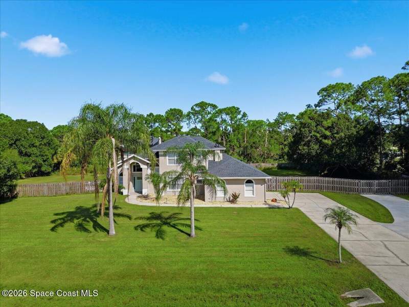 3 bedroom Single Family Residence at 4120 Careywood Drive, Carolwood Estates No 6 Replat, Melbourne — photo 2