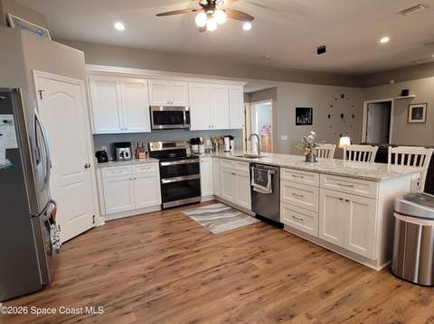 800 Sunset Lakes Drive, Merritt Island FL - photo 12 of 51