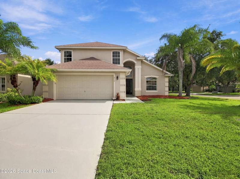 5 bedroom Single Family Residence at 232 Wishing Well Circle, Brentwood Lakes Pud Phase II, Palm Bay — photo 2