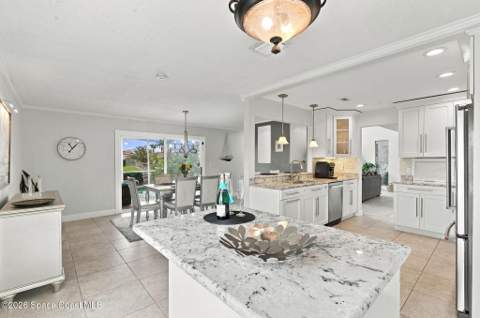 1585 Sykes Creek Drive, Merritt Island FL - photo 12 of 39