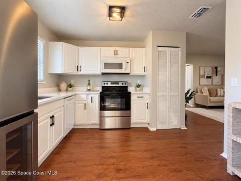 861 Taluga Avenue, Palm Bay FL - photo 8 of 39