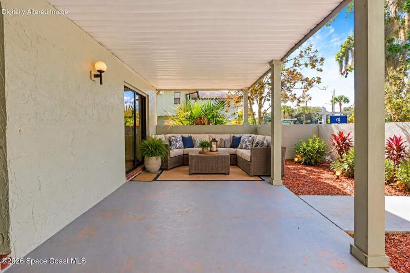 2 bedroom Townhouse at 1928 Dipol Courtway, Titusvillage Sec I, Titusville — photo 4