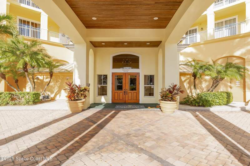 3 bedroom Condominium at 1437 Pineapple Avenue #302, Pineapple House Condominium Ph I, Melbourne — photo 5