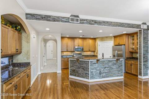 1437 Pineapple Avenue #302, Melbourne FL - photo 17 of 73