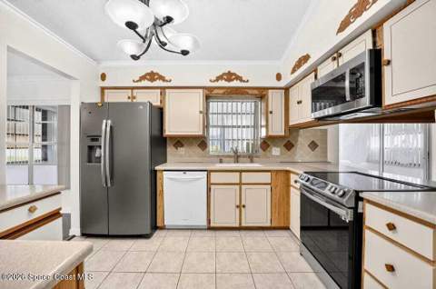 1533 Wake Forest Road, Palm Bay FL - photo 11 of 43