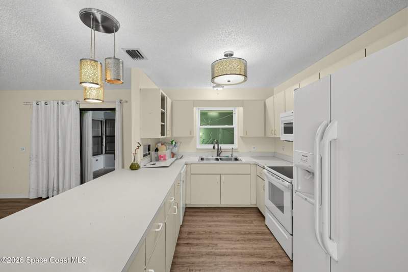 2 bedroom Single Family Residence at 9845 Fleming Grant Road, Sebastian River Estates, Sebastian — photo 3